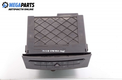 Панел бутони за Mercedes-Benz E-Class Sedan (W211) (03.2002 - 03.2009)